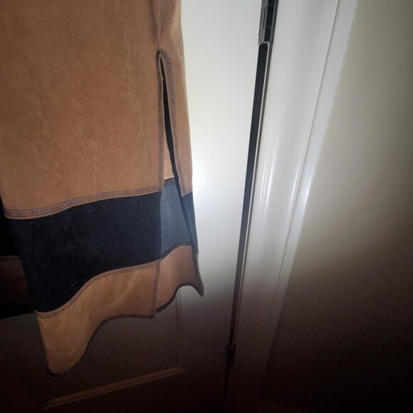 Giraffe faux suede Jumper - Picture 5 of 5